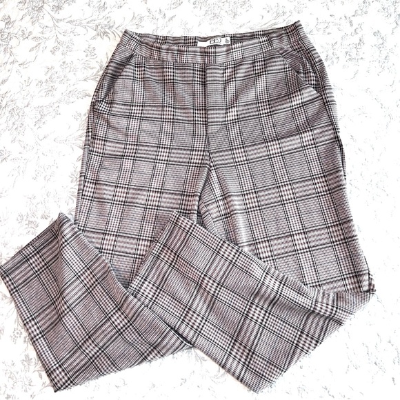 BBJ Los Angeles Pants - BBJ Los Angeles Women’s Plaid Trousers in Black and Tan XL